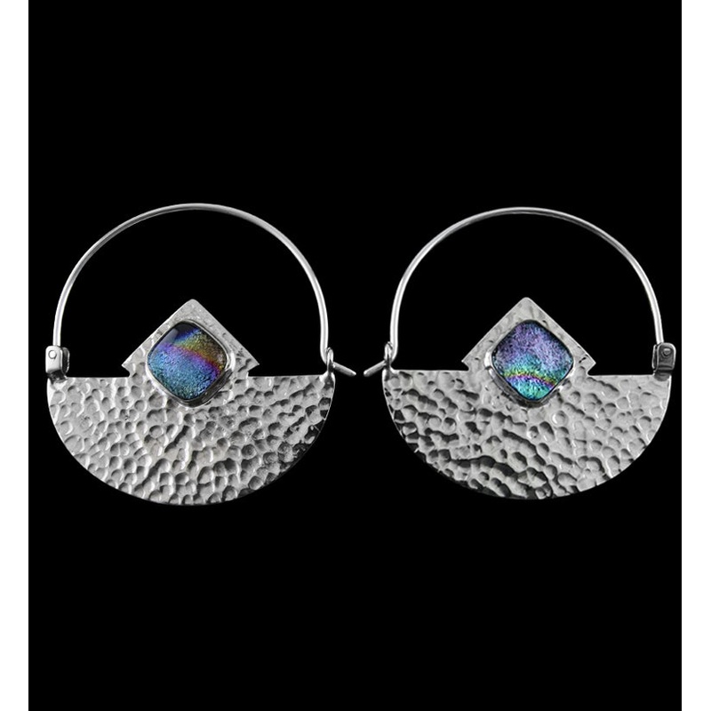 14G Accord Luster Glass White Brass Hangers
