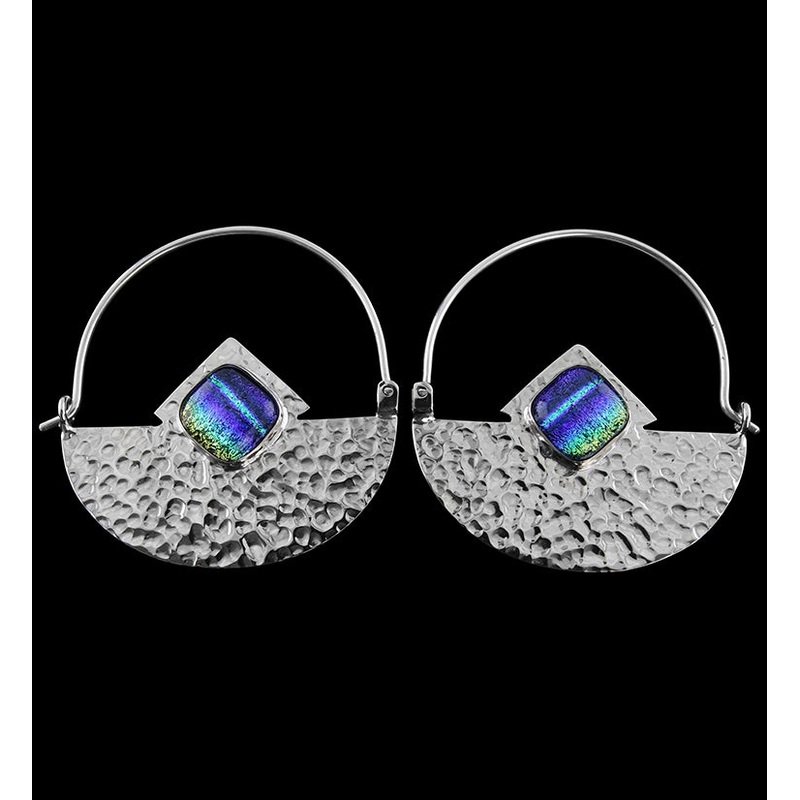 14G Accord Dichroic Glass White Brass Hangers